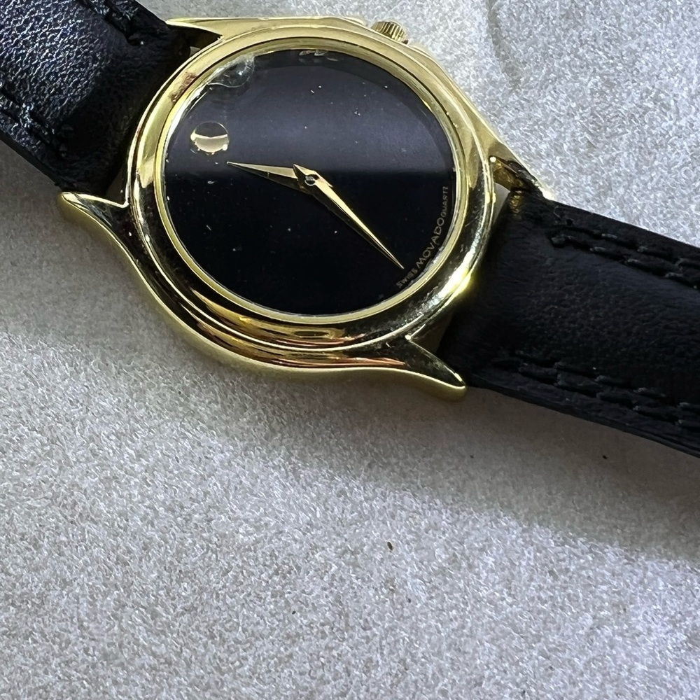 - Movado classic watch - Picture 6 of 10